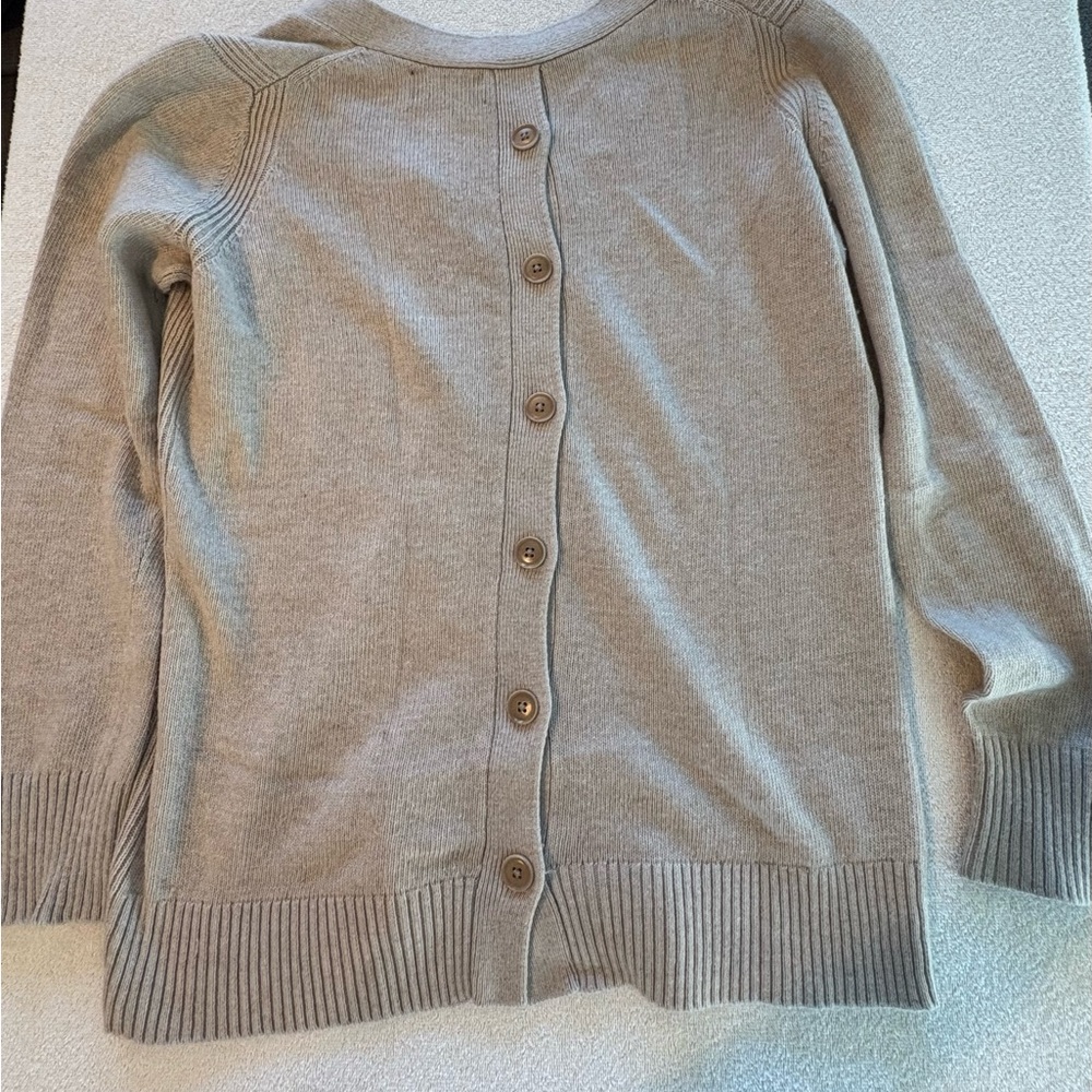 Banana Republic Filpucci Italian Yarn V-Neck Back Button Sweater XL - Picture 5 of 7